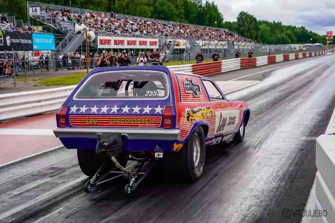 Micke Fredrikssonin pitkään entisöinnin alla ollut entinen Anders Leen Vega Dragster